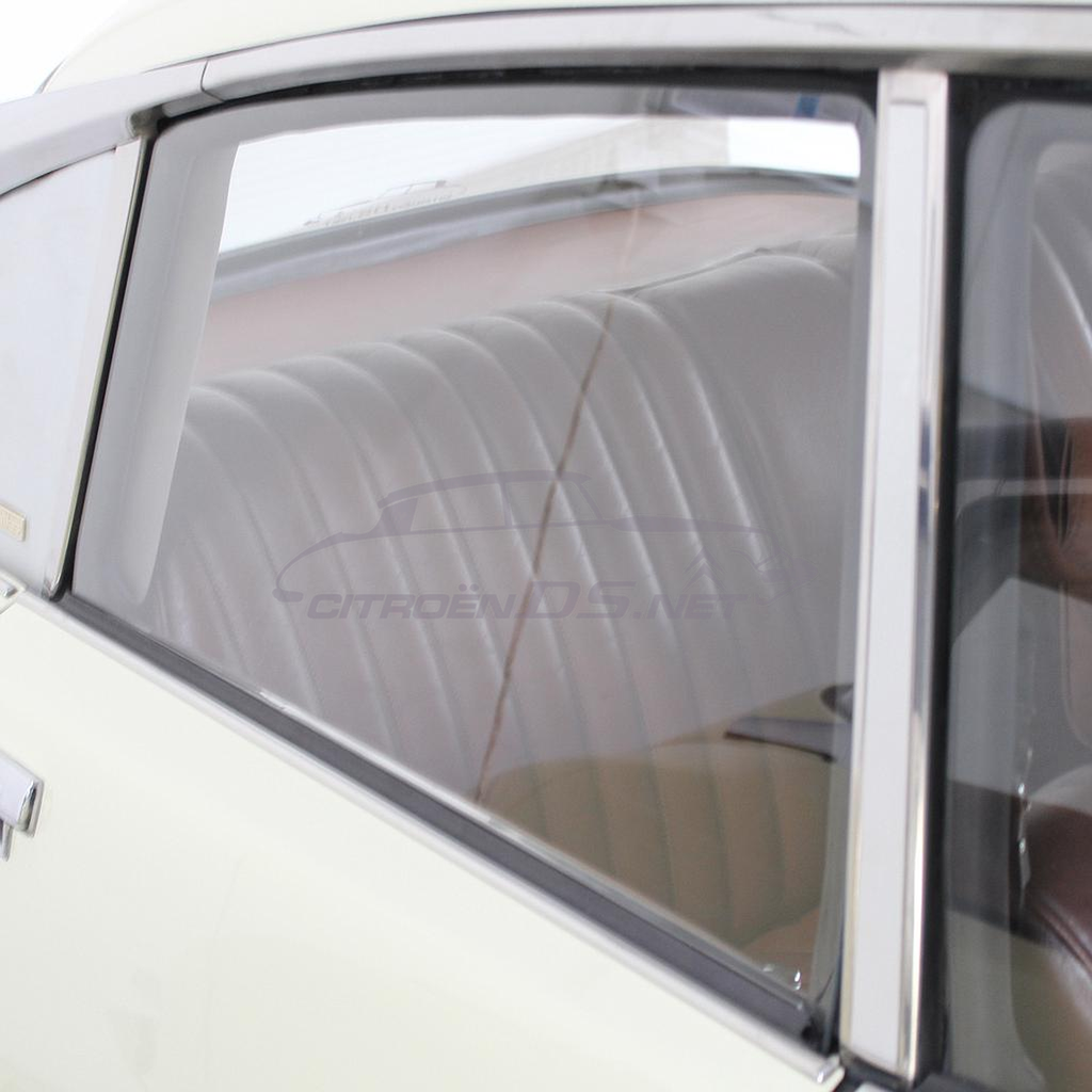 Rear side window glass, Limousine
