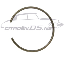 [104761] Circlip for gearbox input shaft